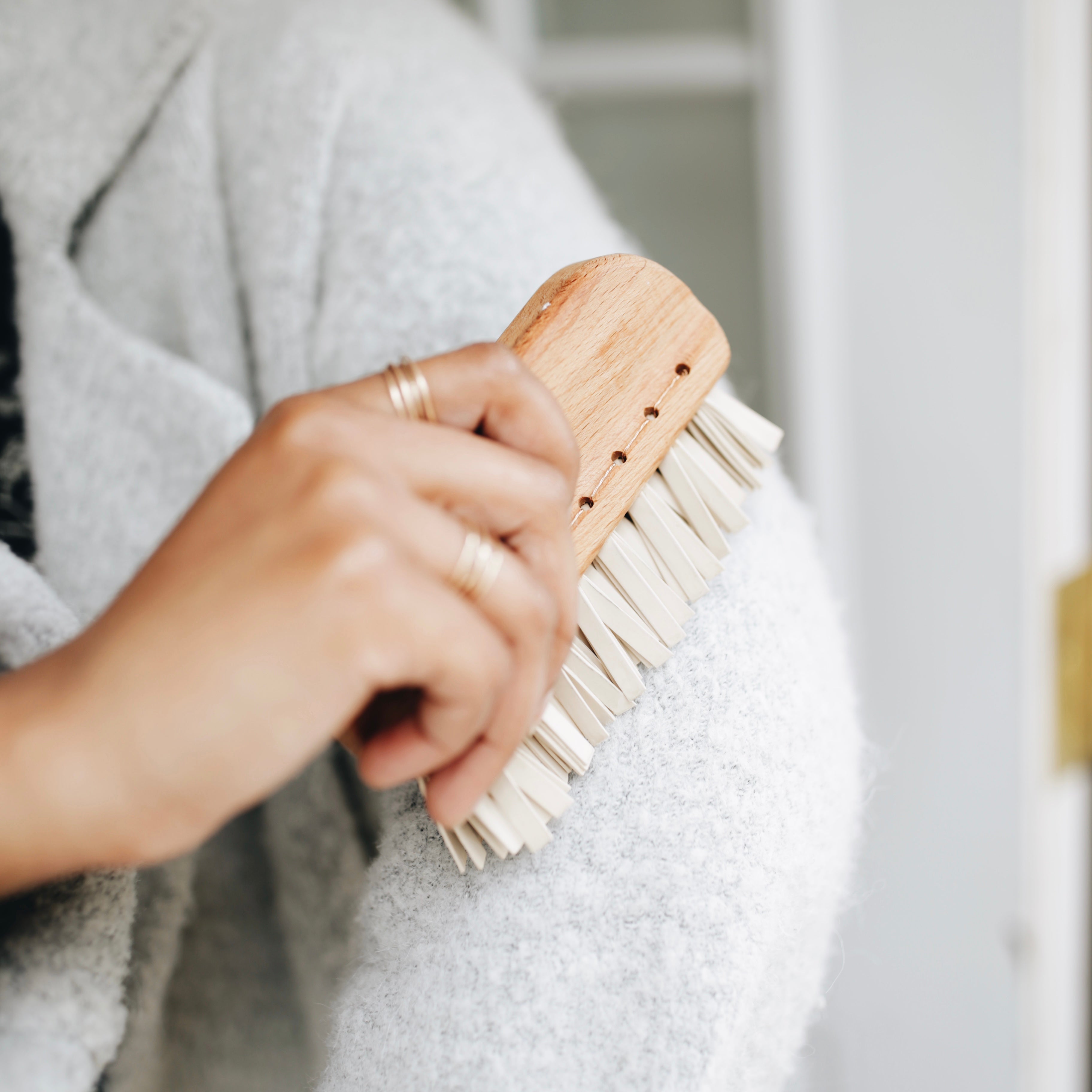 Plastic Free Lint Brush