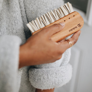 Plastic Free Lint Brush